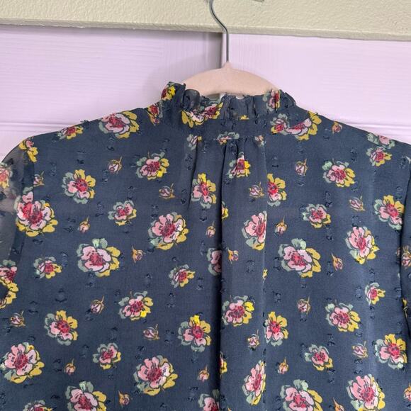 LOFT Bell Sleeve Blouse with Mandarin Collar Floral Print Chiffon XSP to Small - Picture 7 of 12